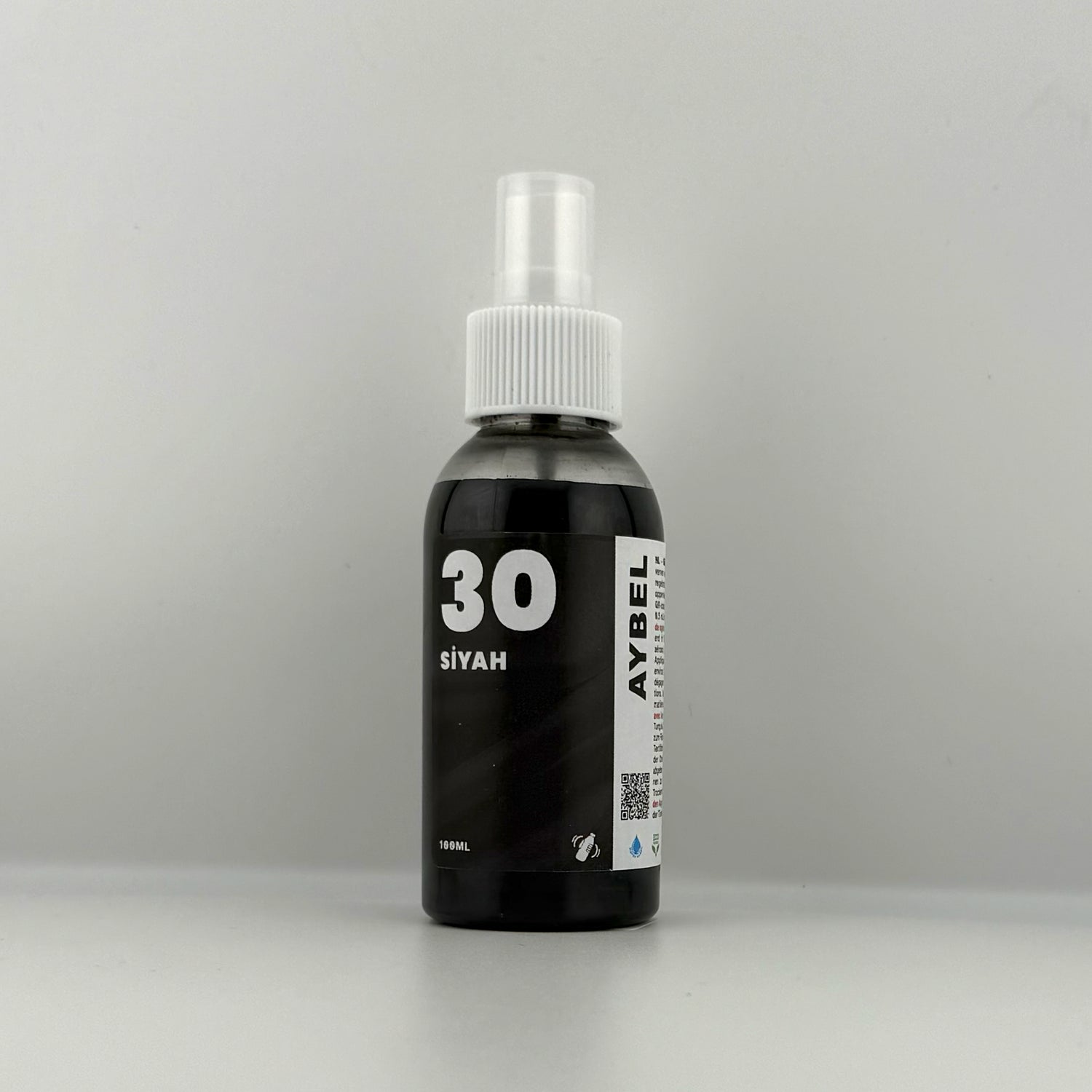 Czarny spray do barwienia tkanin